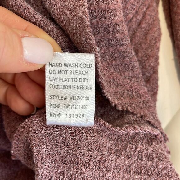 Wishlist Long Sleeve Mauve Colored‎ Waffle Knotted Top - Picture 6 of 6
